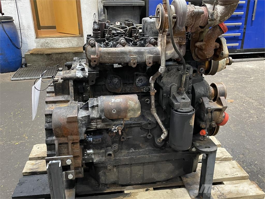 Iveco FPT motor model F4HE9484C Moottorit
