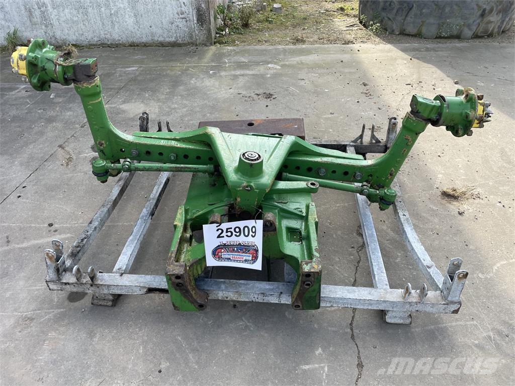 John Deere 2040 Frontaksel, komplet Mosty, wały i osie