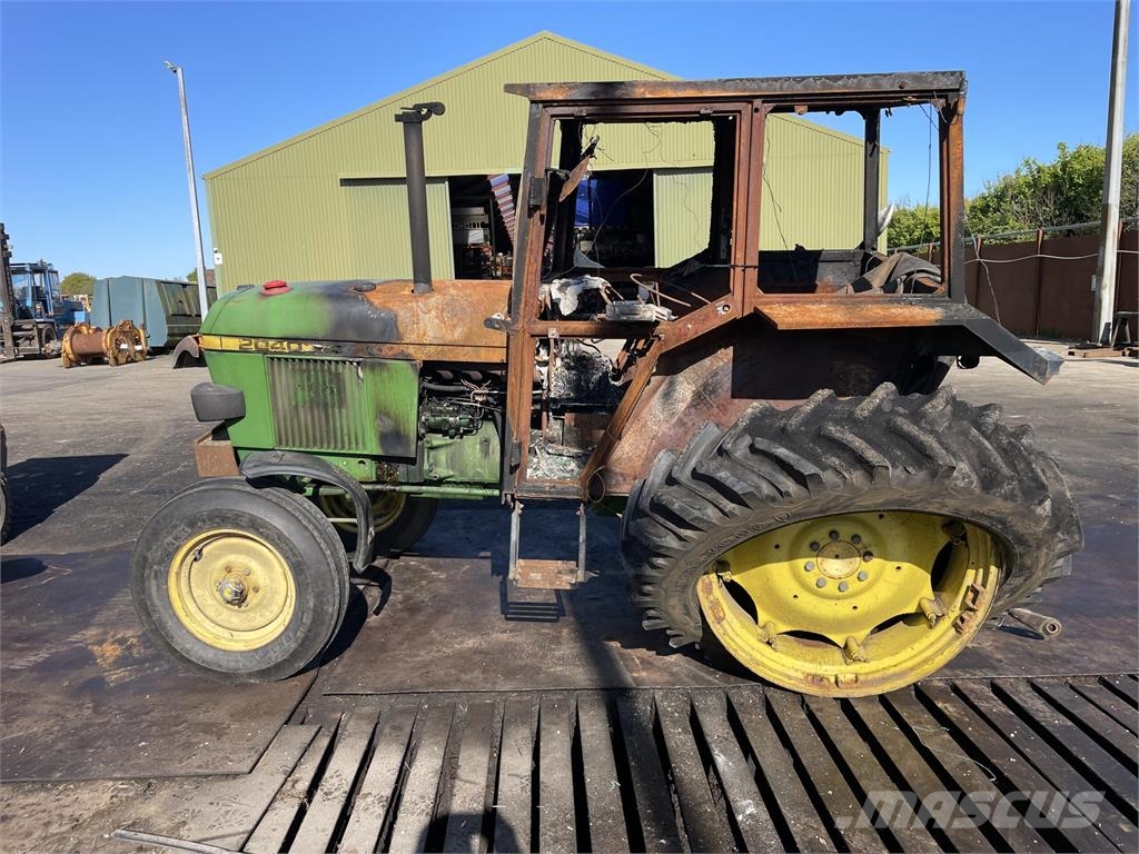 John Deere 2040 traktor - til ophug Građevinarstvo – ostalo
