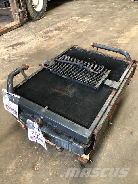 Køler ex. Hyundai R290LC-7A Motoren