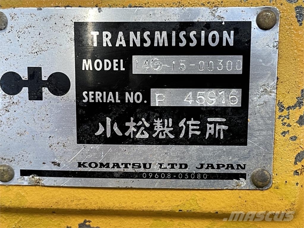Komatsu 14G-15-00300 transmission ex. Komatsu D65P-8 Getriebe