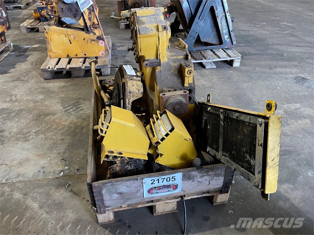Komatsu D65PX-12 Diverse dele Muud osad