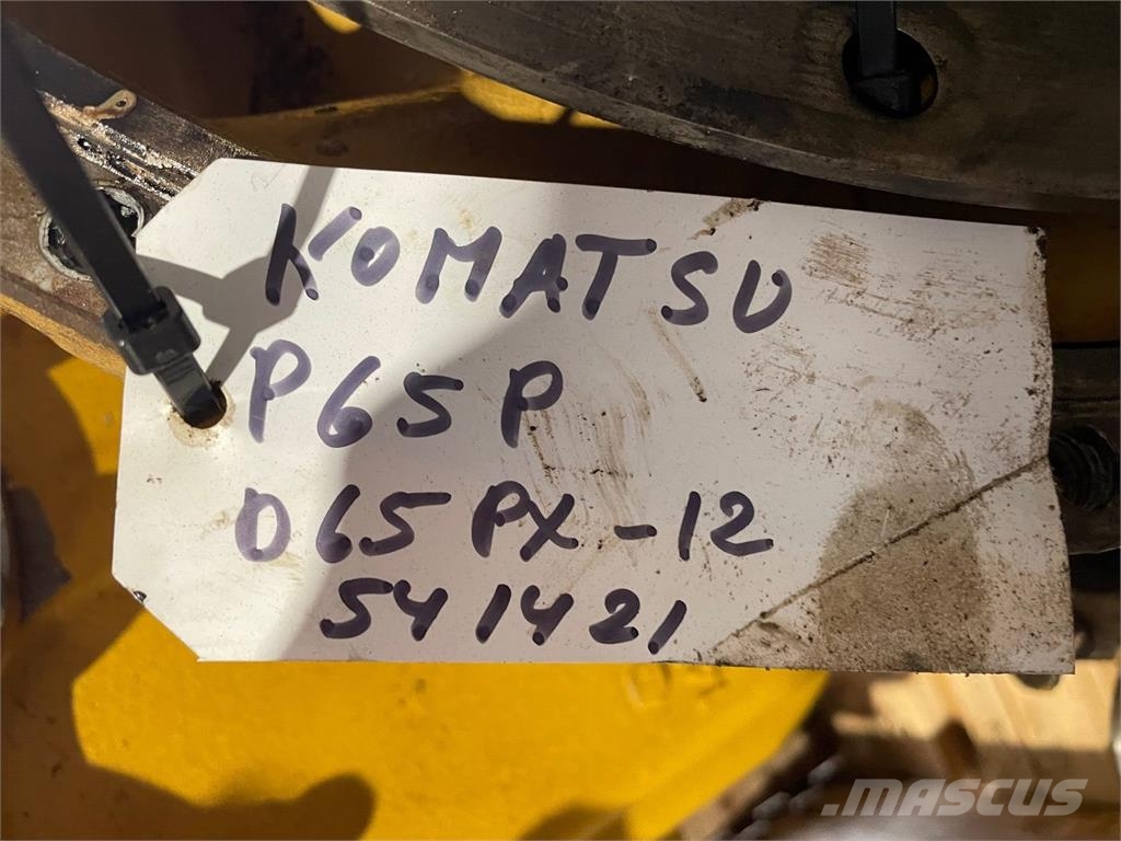 Komatsu D65PX-12 Diverse dele Muud osad