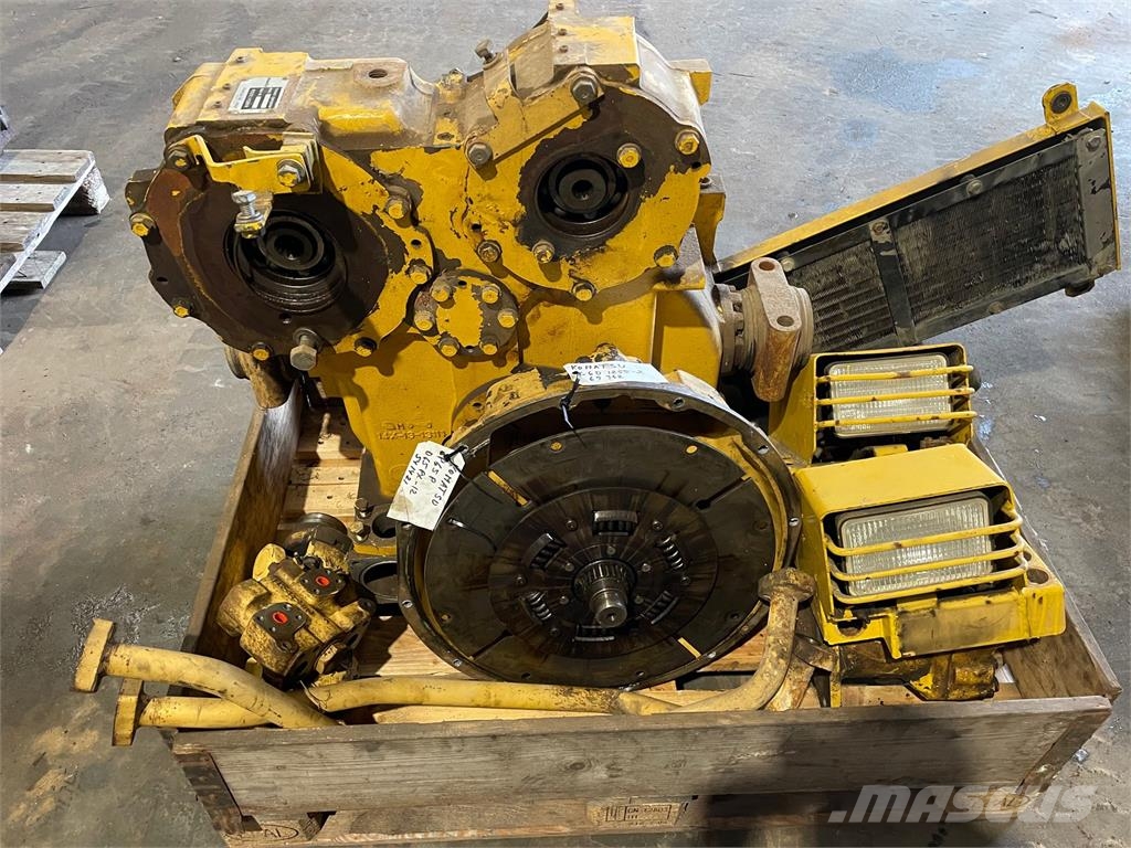 Komatsu D65PX-12 Diverse dele Muud osad