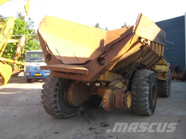 Komatsu HA270-3 dumper til ophug عربات نقل قلابة للمواقع