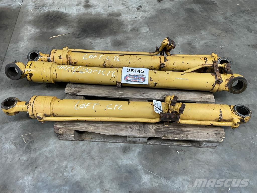 Komatsu PC150LC-3 løfte- og bomcylinder Hidráulicos
