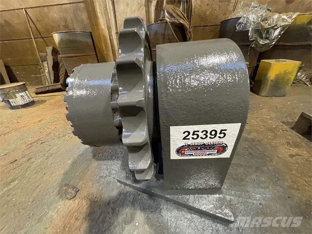 Komatsu PC210LC-6K Køregear Transmissie