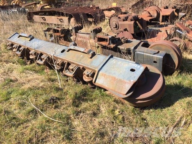 Komatsu PC450-7 Diverse undervognsdele Otros componentes