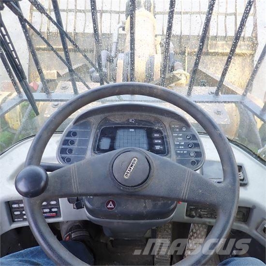Komatsu WF450-3D kompakter til ophug Entreprenør - Andet