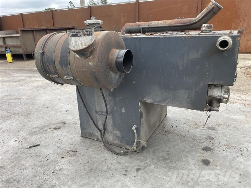 Kombitank (diesel/hydraulik) Diger parçalar