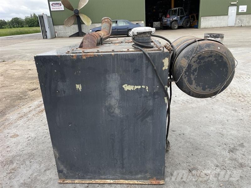 Kombitank (diesel/hydraulik) Diger parçalar