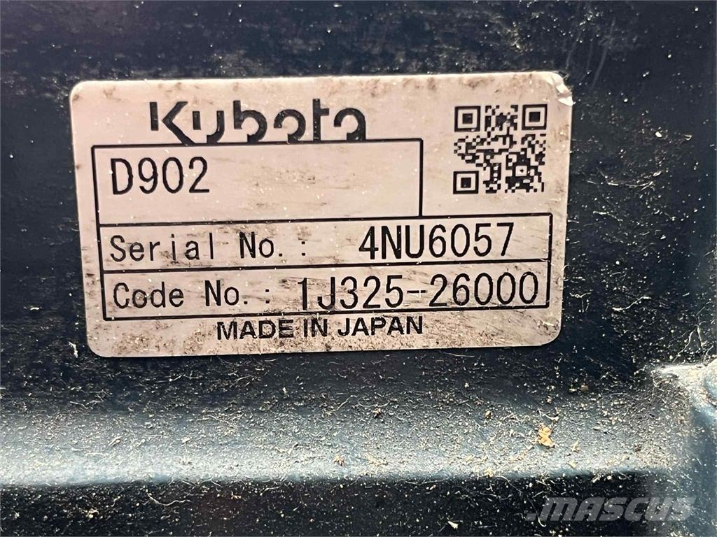Kubota D902-EF07 motor Motores