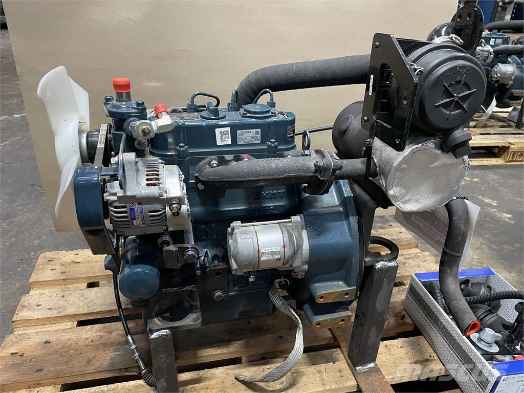 Kubota D902-EF07 motor Motores