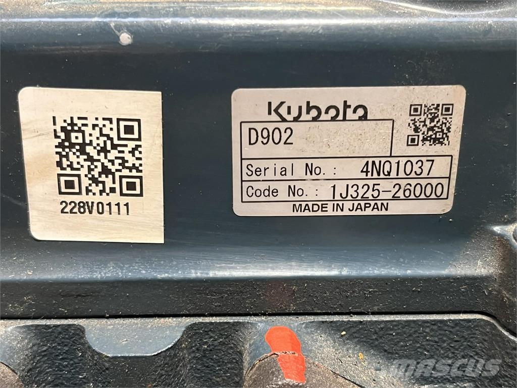 Kubota D902-EF07 motor Motores