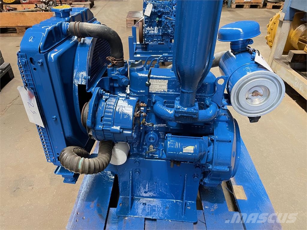 Kubota D905-ES motor 엔진