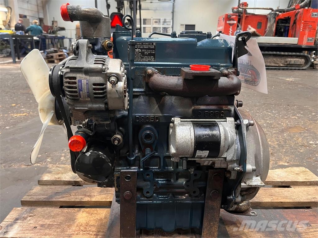 Kubota D905 motor 엔진