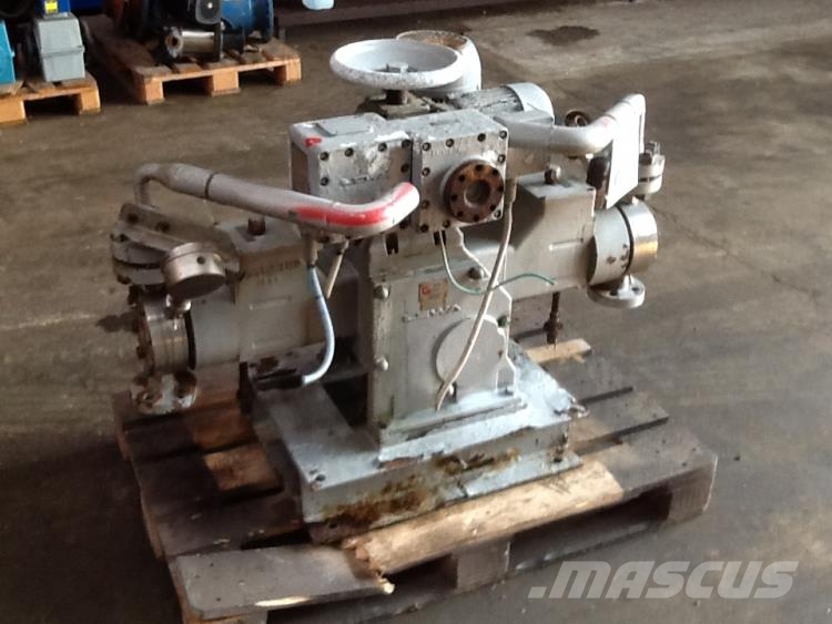 Lewa Type H4M1B pumpe Veepumbad