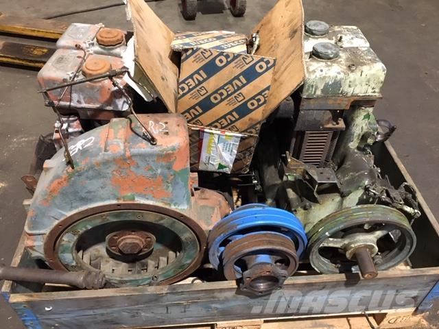 Lister SR2 motor - 2 stk. - kun til reservedele Motory