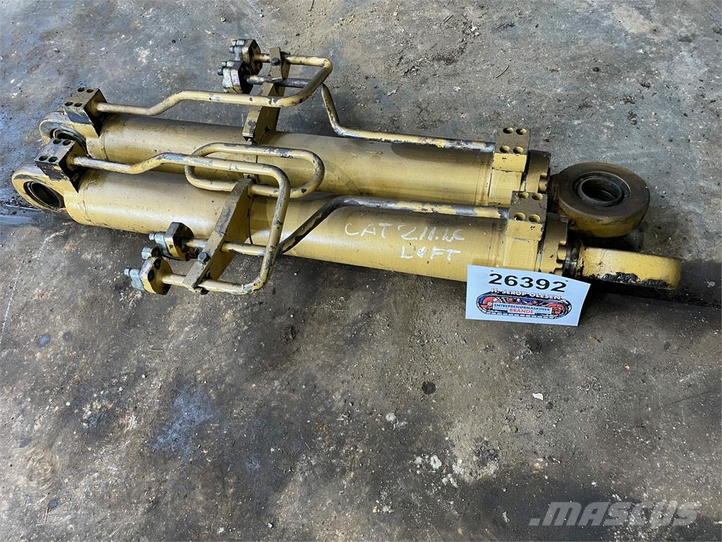 Løftecylinder til Cat Gravemaskine Model 211LC - 2 Hydraulika