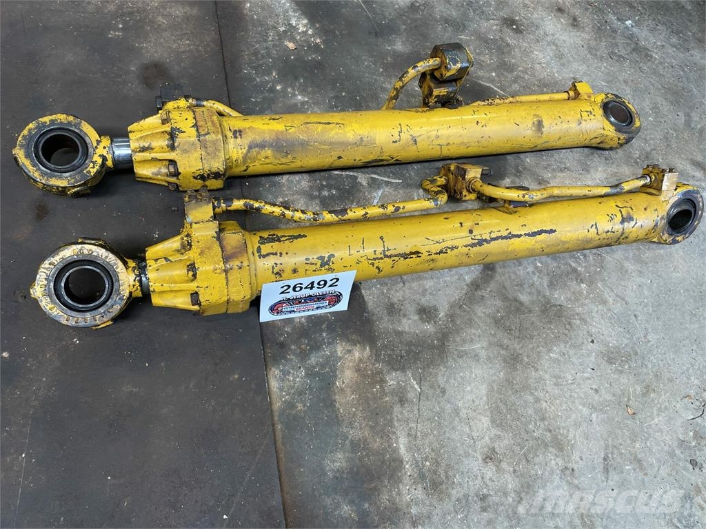 Løftecylinder til Cat Gravemaskine Model 215LC - 2 Hydraulika