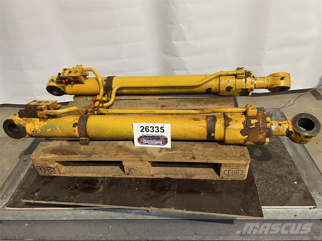 Løftecylinder til Hyundai Gravemaskine Model R160L Hydraulika