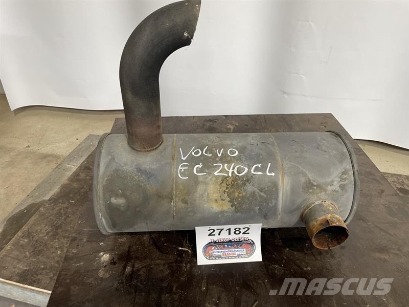 Lyddæmper til Volvo Gravemaskine Model EC240CL Motoren