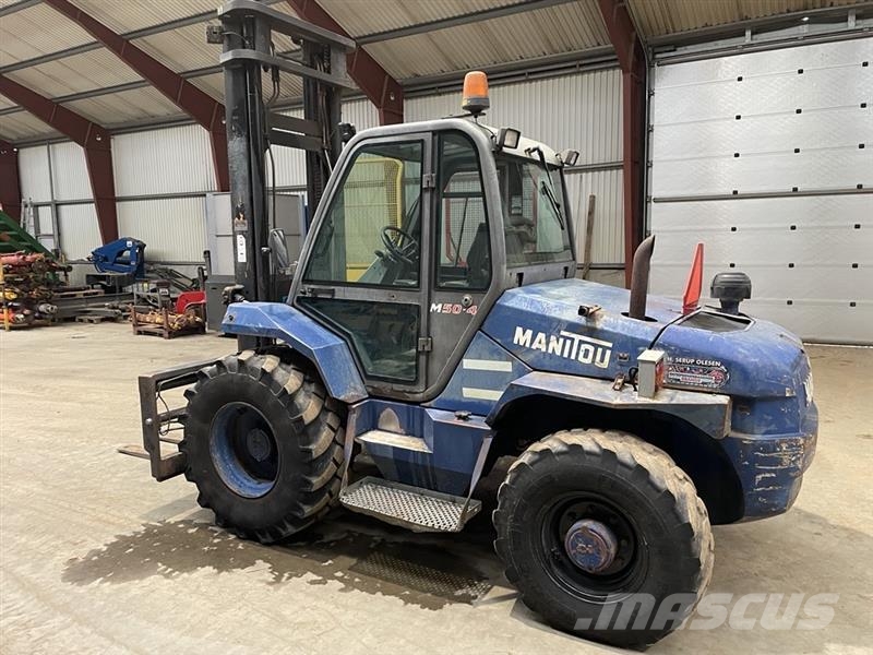 Manitou M50-4 gaffeltruck 4 x 4 - 5 ton Targoncák-Egyéb