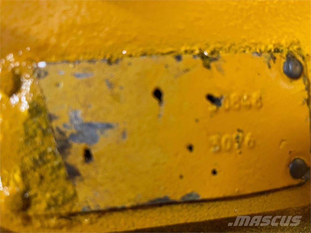 Mellemgearkasse (Drop box) til Volvo dumper | Pass Transmisija