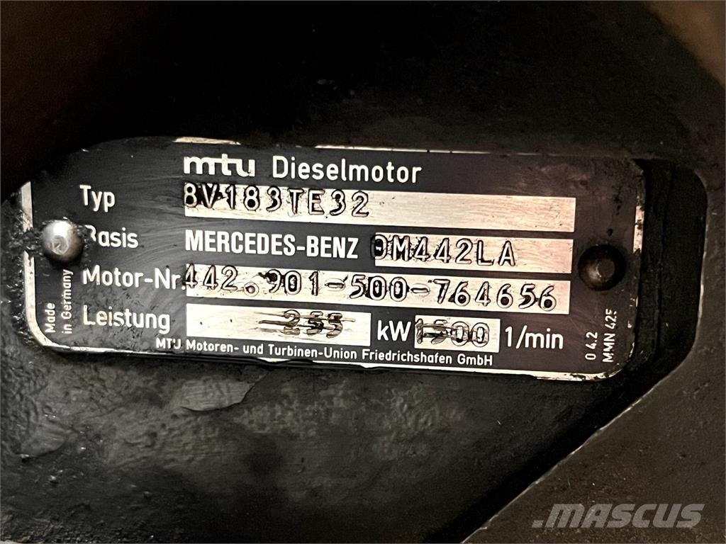 Mercedes-Benz OM442LA motor til Øveraasen snerydder | Passer til Motoren