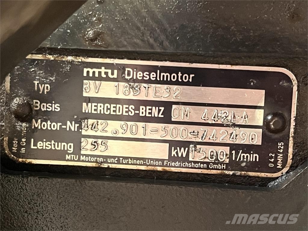 Mercedes-Benz OM442LA motor til Øveraasen snerydder | Passer til Motoren
