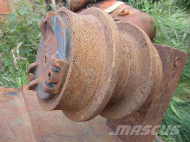 Overruller ex. Cat 390D, årgang 2013 - 4 stk. Diger parçalar