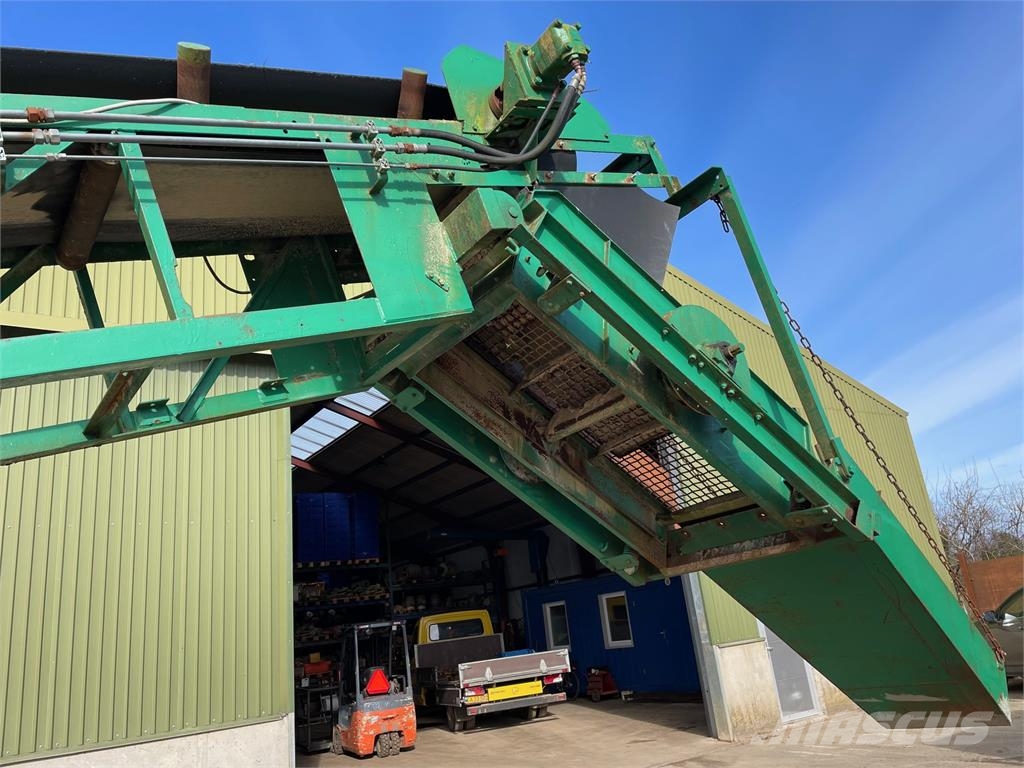 Powerscreen MKI el og hydraulisk drift. Equipos de clasificación de desechos