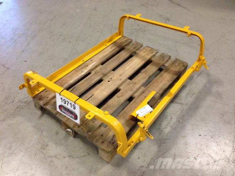 Ramme til motorhjelm ex. Volvo EC290BLC Diger parçalar