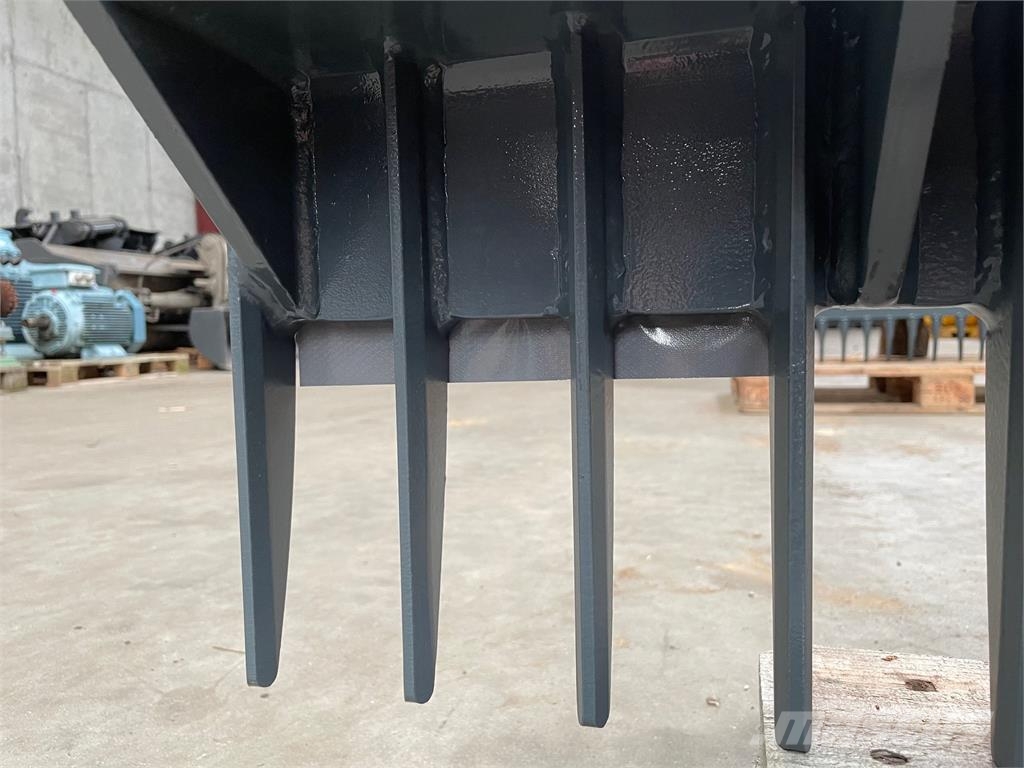 Rive minigraver 1600 mm m/Hydrema beslag Ďalšie komponenty