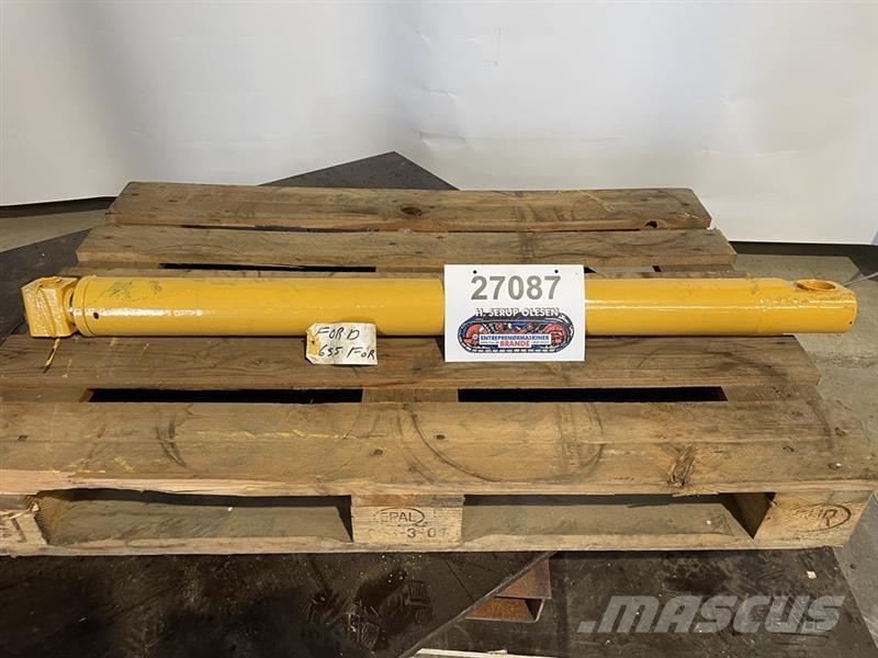Skovlcylinder, front til Ford rendegraver - passer 液压