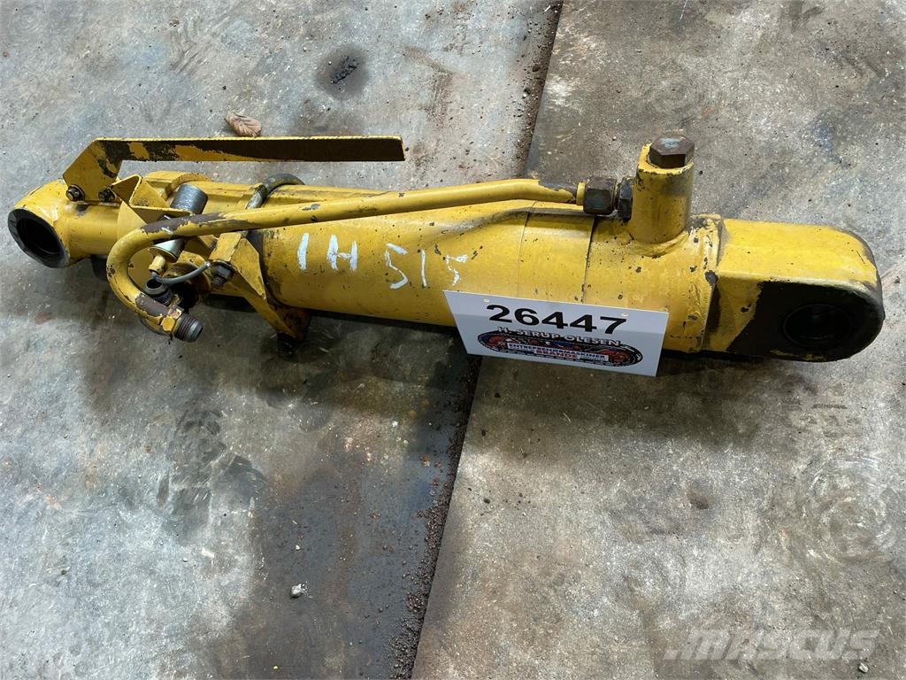 Skovlcylinder til IH Læssemaskine Model 515 Hidraulika