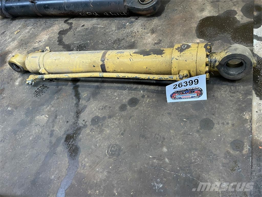 Skovlcylinder til Komatsu Gravemaskine Model PC240 Hydraulika