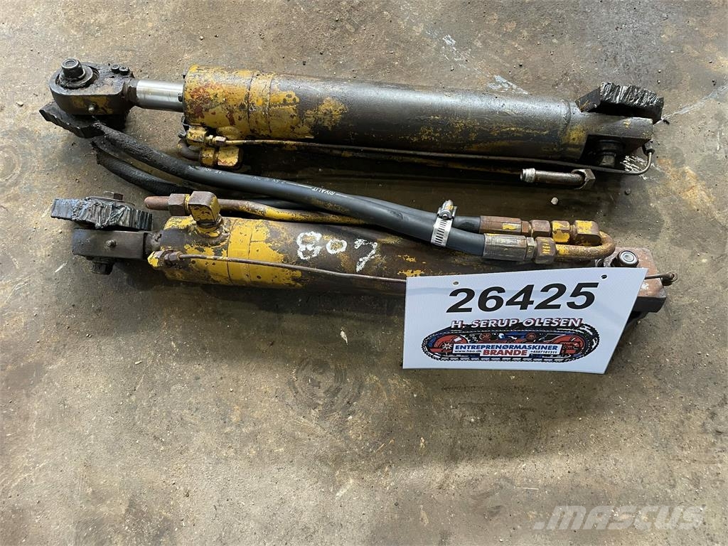 Styrecylinder til Hydrema Rendegraver Model 807 - Hydraulika