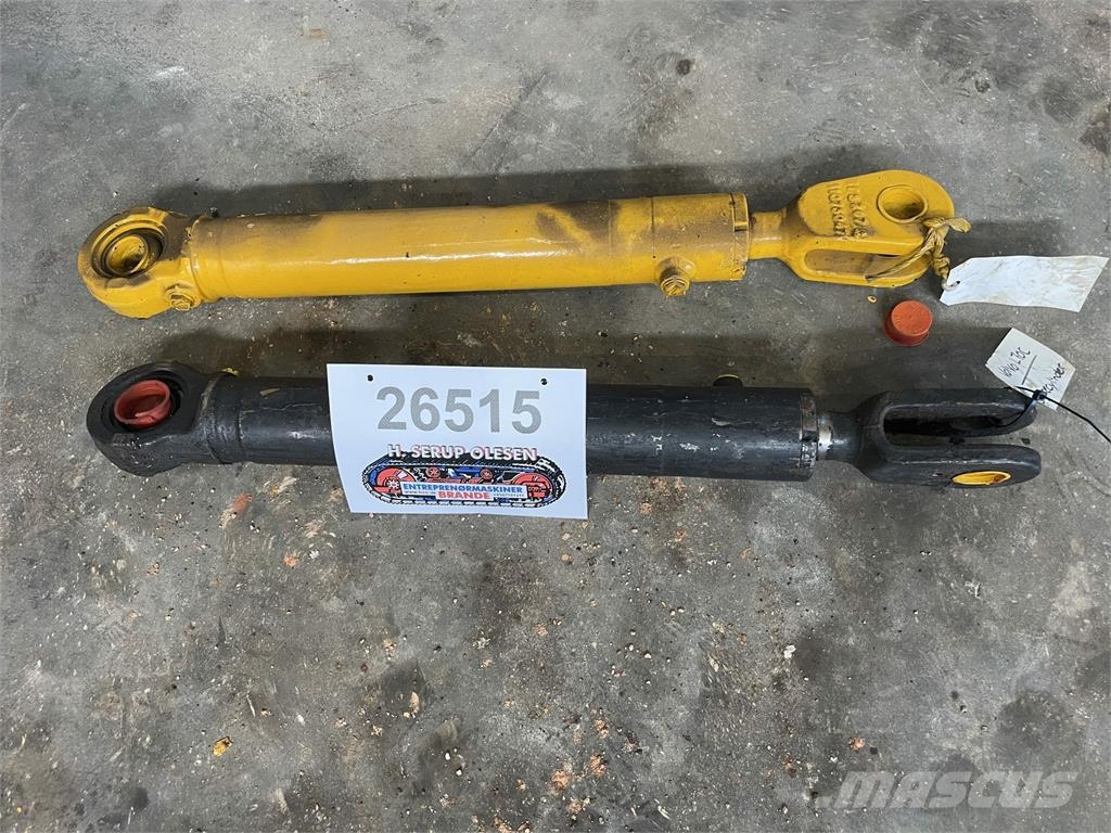  Styrecylinder til Volvo Læssemaskine Model L70 - 2 Hydraulika
