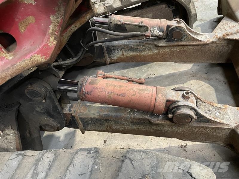 Takeuchi TB1140 gravemaskine - til ophug حفارات زحافة
