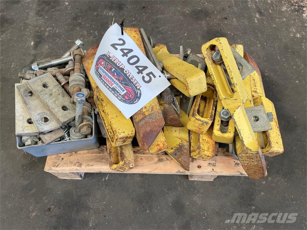Tænder til Bomag tromle - type 38030114 - 12 stk ( Tandemové válce