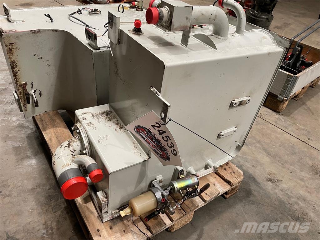 Tank, hydraulik - komplet ex. Takeuchi TB1140 s/n Ďalšie komponenty