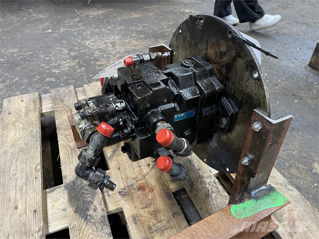 Terex TC48/Schaeff HR18 hydr. pumpe KYB B0600-27004 Hidráulica