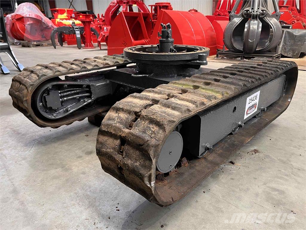 Undervogn ex. Bobcat 225 - komplet med dozerblad 2 Ďalšie komponenty