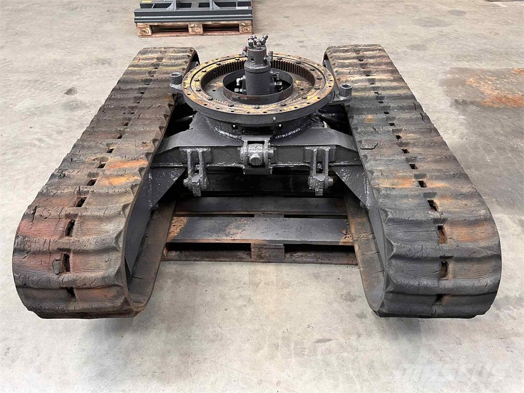 Undervogn ex. Bobcat 225 - komplet med dozerblad 2 Ďalšie komponenty