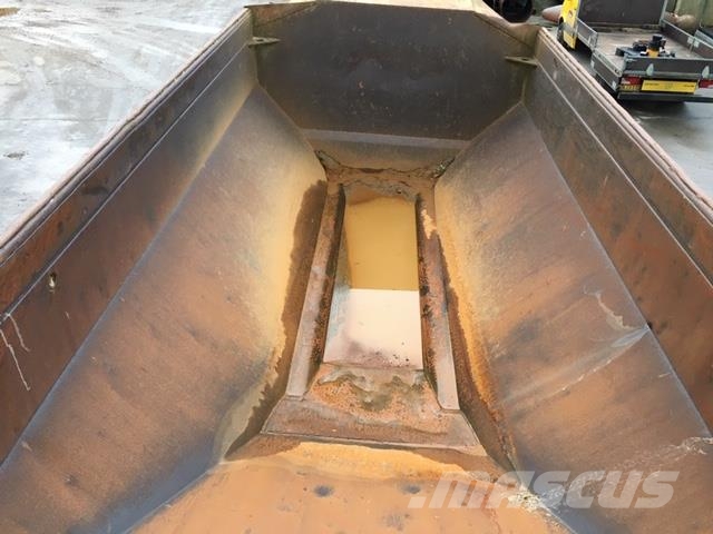 Volvo A30 dumper - 6 x 6 - til ophug. Demperi za gradilišta