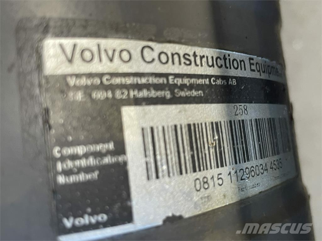 Volvo A40E Tipcylinder - 2 stk. Hydraulik