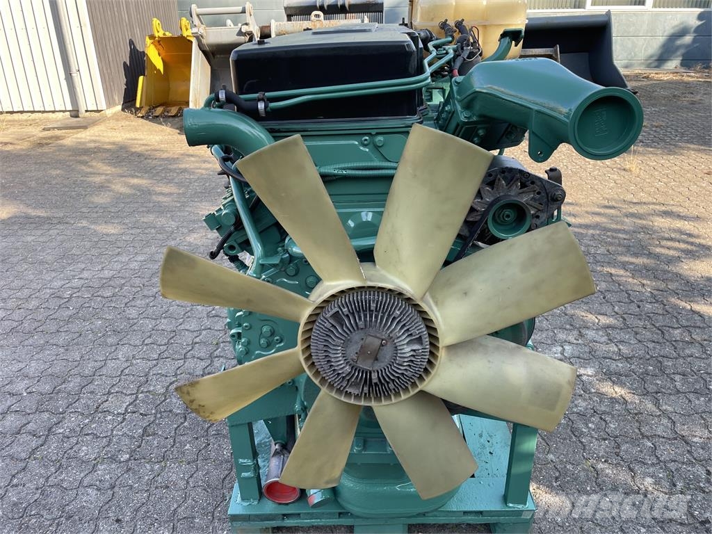 Volvo D12 motor, komplet 엔진