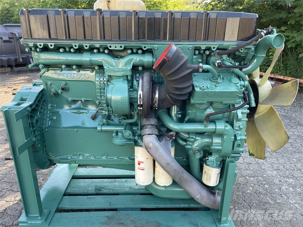 Volvo D12 motor, komplet 엔진