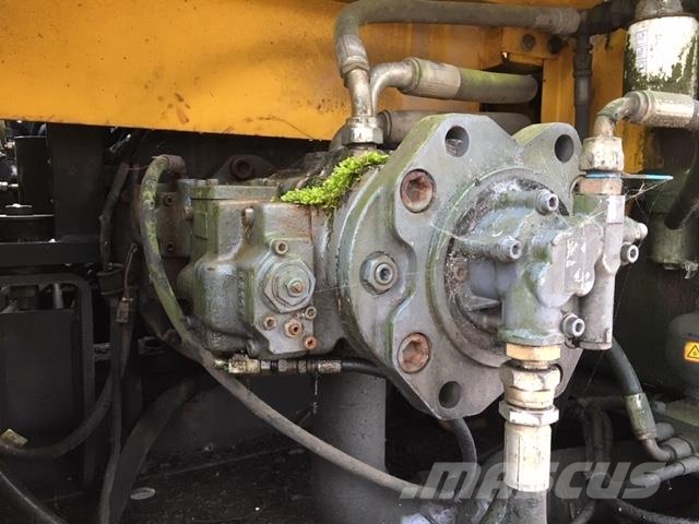 Volvo EC240LC til ophug Гусеничные экскаваторы